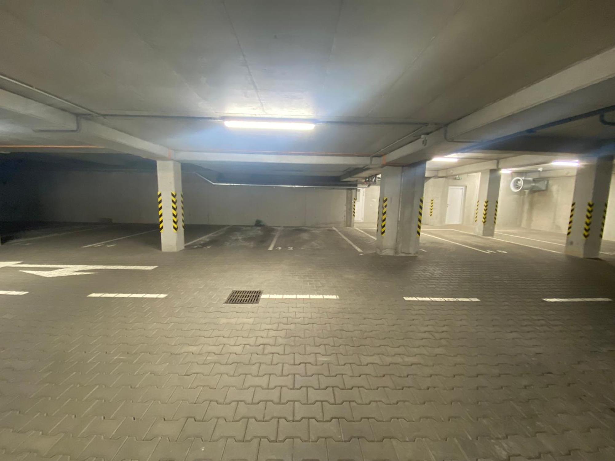 Apartment Mala Praha & Parking In The Garage Ζιλίνα Εξωτερικό φωτογραφία
