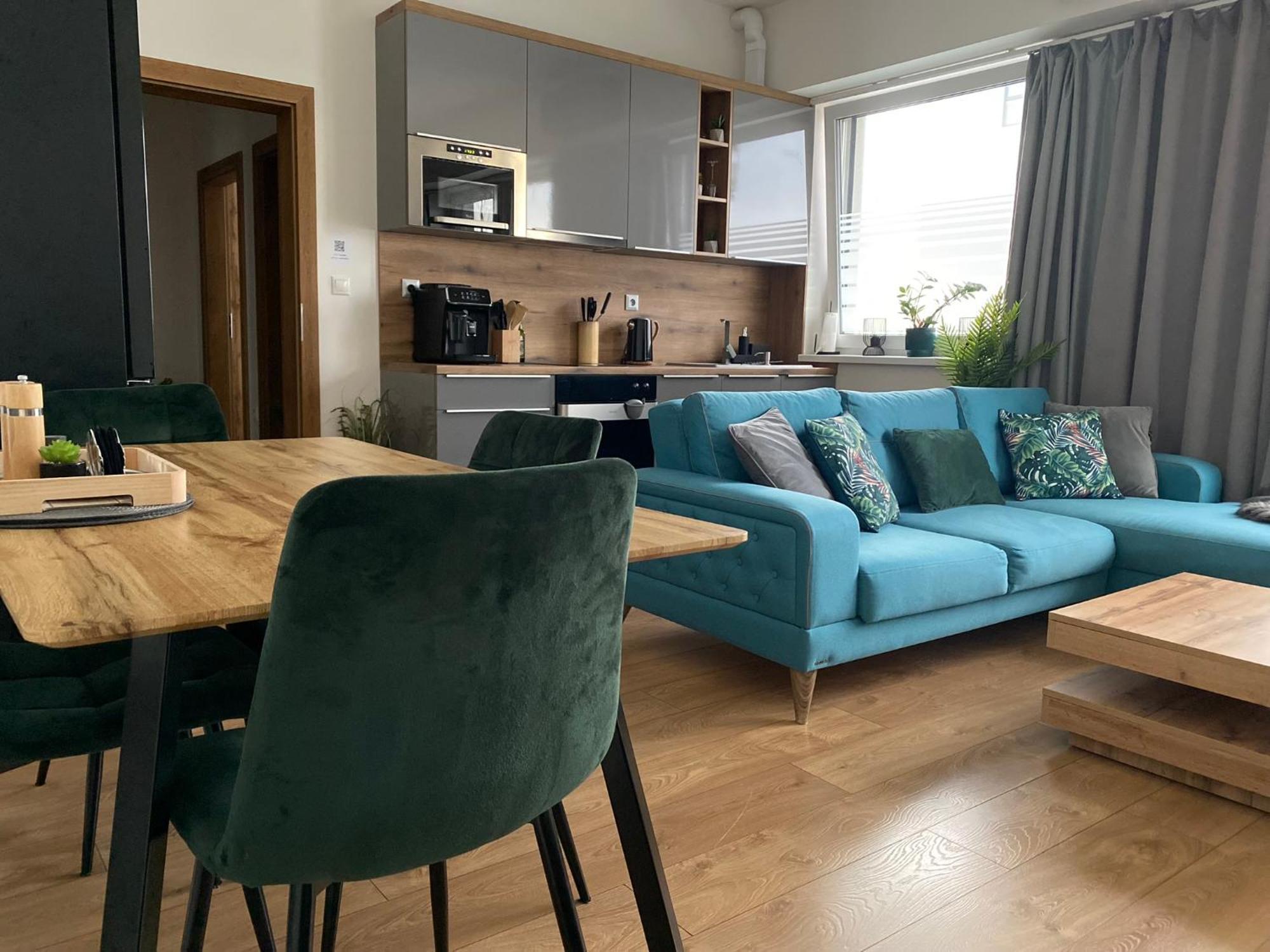 Apartment Mala Praha & Parking In The Garage Ζιλίνα Εξωτερικό φωτογραφία